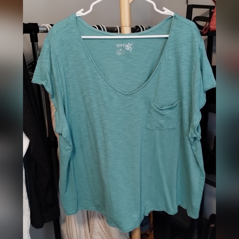 Nwot Terra & Sky Women's Teal Short Sleeve V Neck Tee